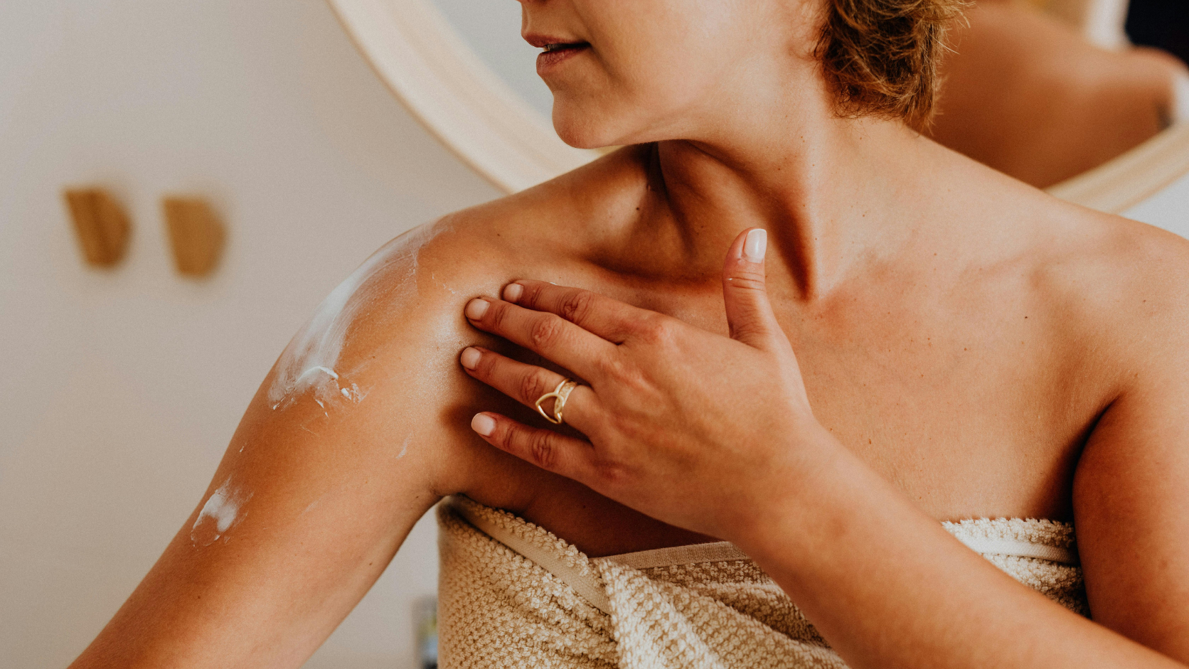 Full Body Wax Services in Dehradun | Smooth Skin Care
